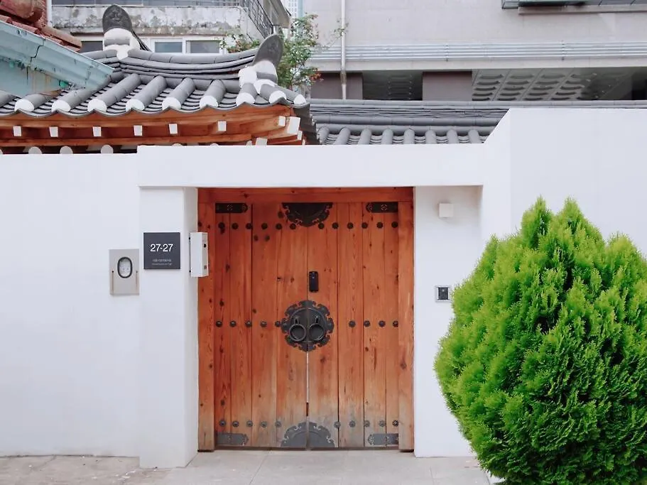 公寓 Cheongryang-Anchae 2Br 2Ba Hanok Spa Free Parking 首爾